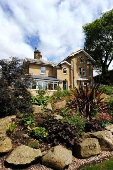 Chinthurst Guest House Skipton Exterior foto